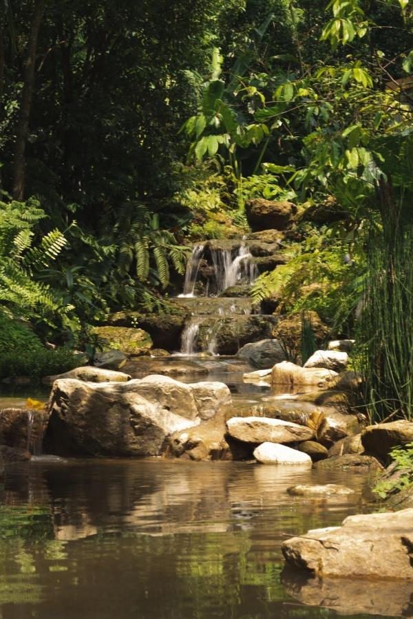 Proud Phu Fah Muang Chiang Mai Otel Dış mekan fotoğraf